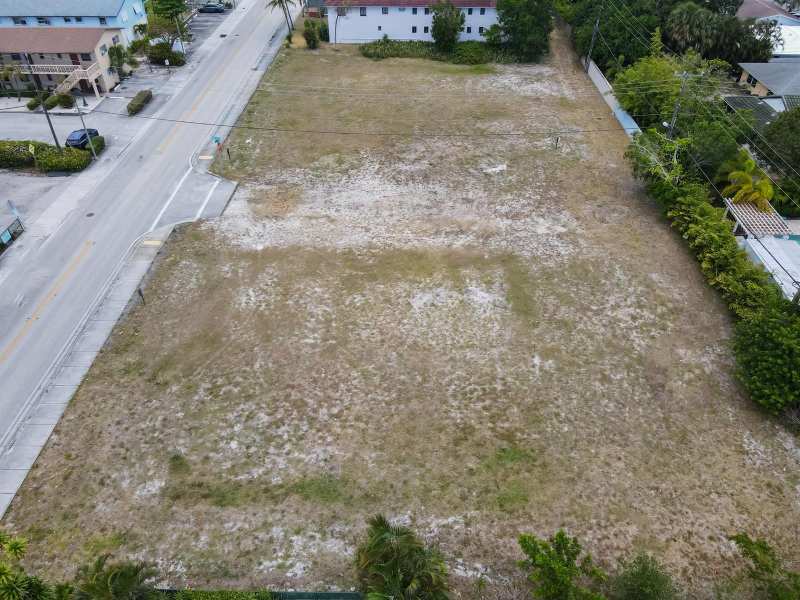 1600 S Federal Highway, FL 33460