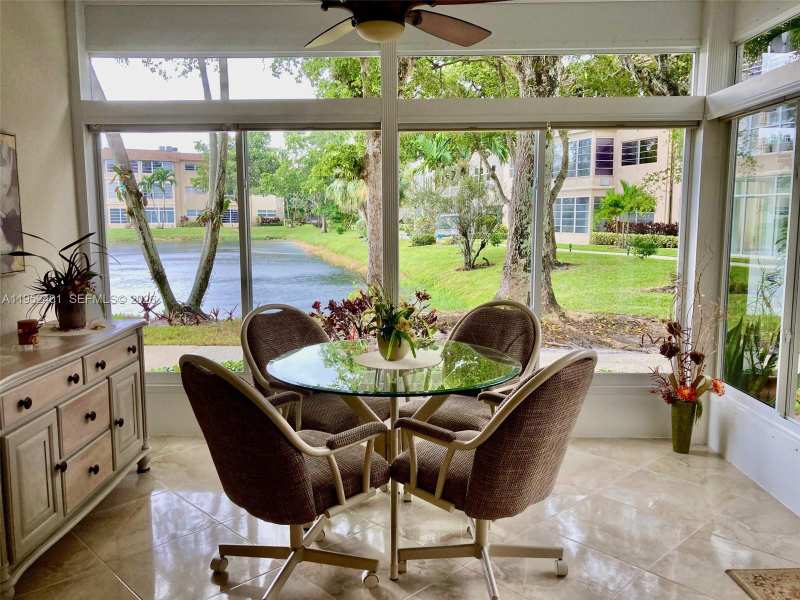 5100 NW 35th St # 101, Lauderdale Lakes FL 33319