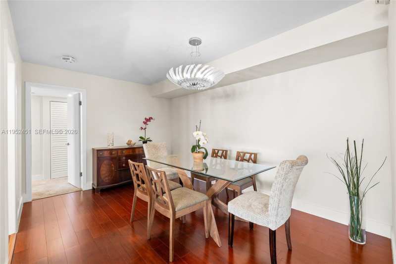 4000 Towerside Ter # 2005, Miami FL 33138