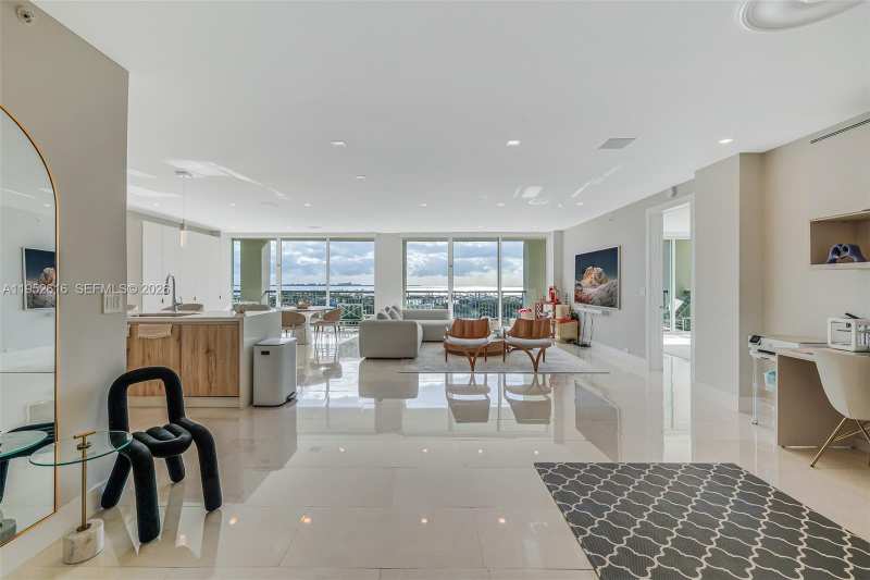3400 SW 27th Ave # 802, Miami FL 33133
