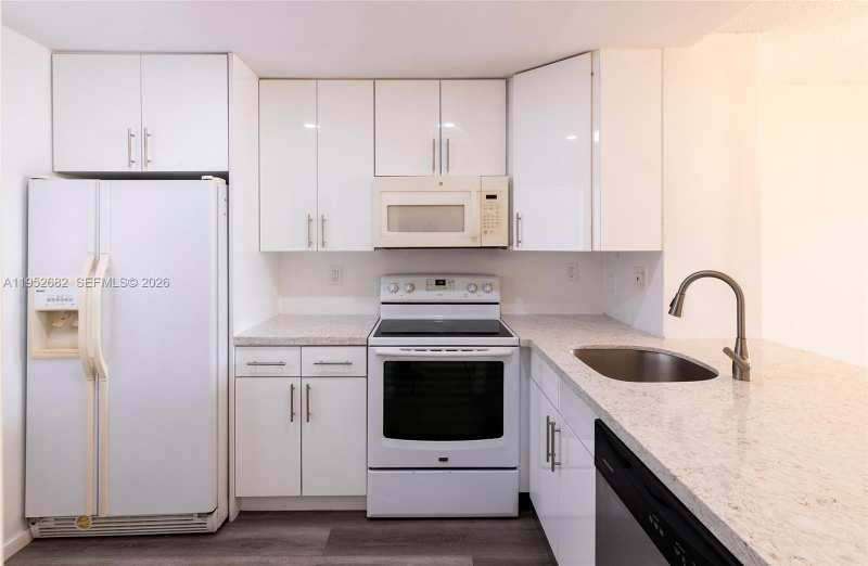 19701 SW 114th Ave # 364, Miami FL 33157