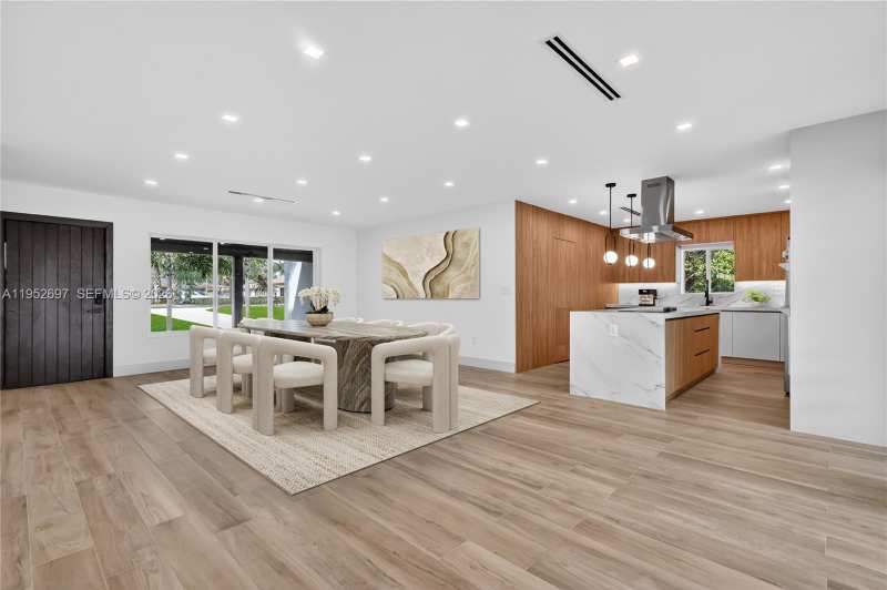 1917 N Swinton Ave, Delray Beach FL 33444