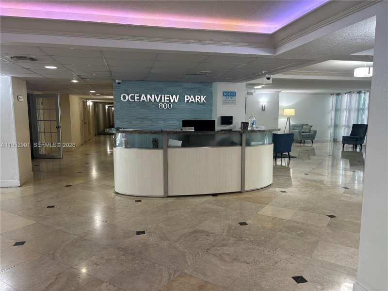 800 Parkview Dr # 823, Hallandale Beach FL 33009