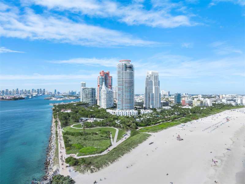 100 S Pointe Dr # 510, Miami Beach FL 33139