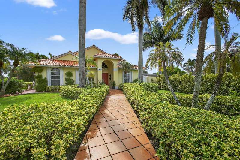 1052 W Shore Drive, West Palm Beach FL 33406