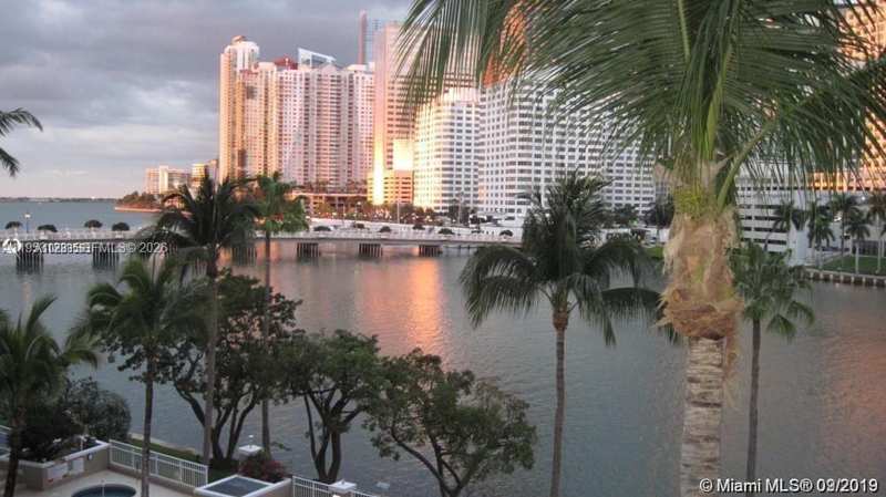 701 Brickell Key Blvd # 2004, Miami FL 33131