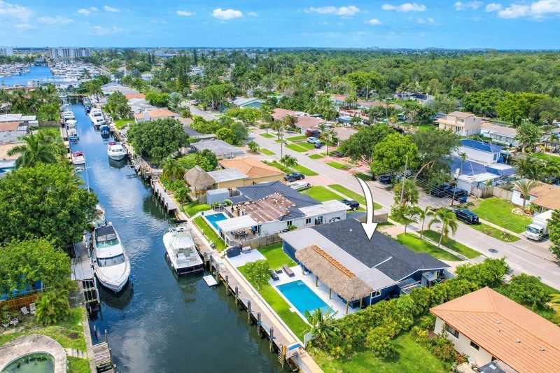 1830 SW 23rd Avenue, Fort Lauderdale FL 33312