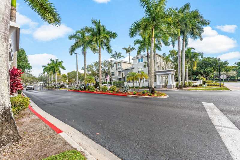 1012 Shoma Drive, Royal Palm Beach FL 33414