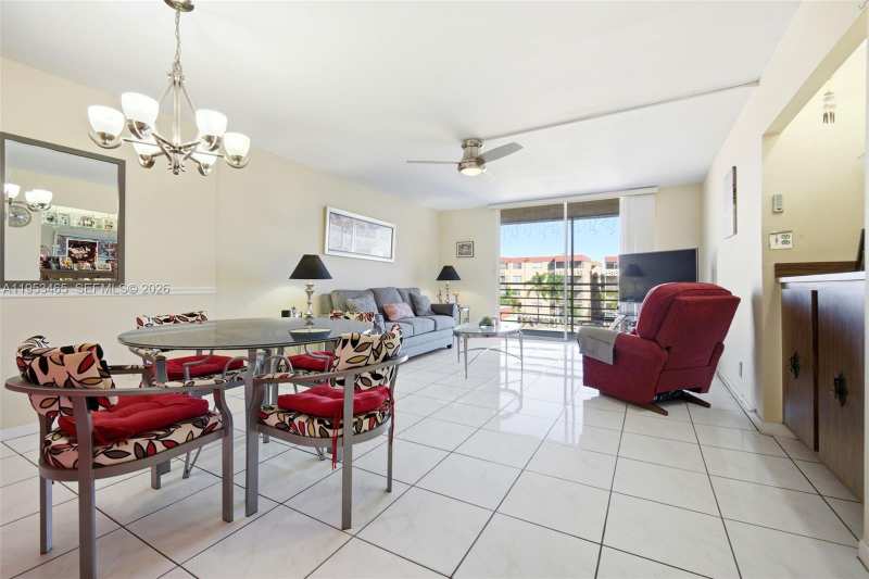 410 NW 68th Ave # 401, Plantation FL 33317