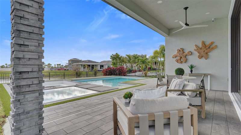10208 Voltaire Place, Palm Beach Gardens FL 33412