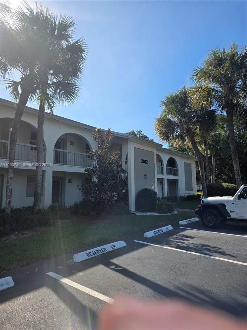 2612 Nassau Bnd # E2, Coconut Creek FL 33066