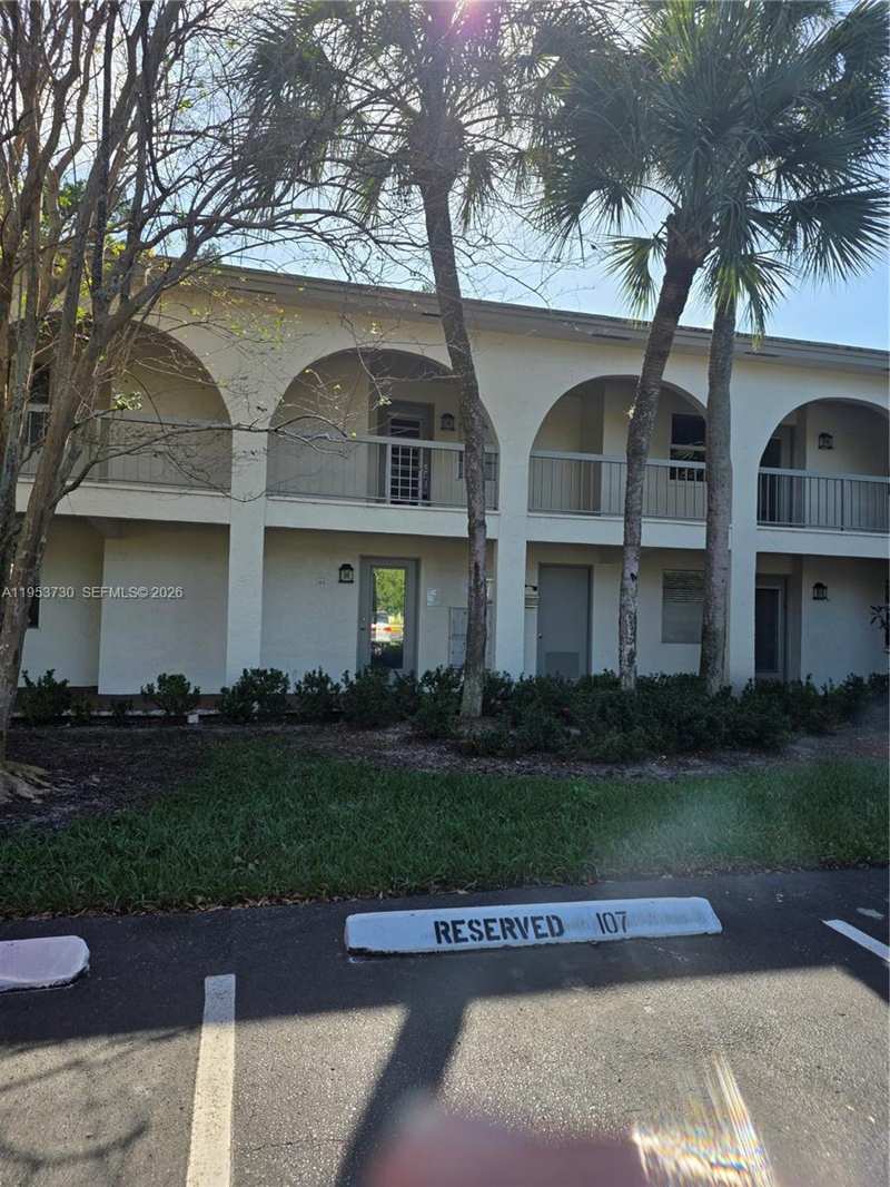 2612 Nassau Bnd # E2, Coconut Creek FL 33066