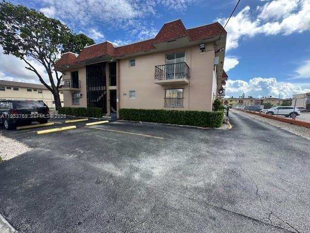 1015 NW 45th Ave # 108, Miami FL 33126