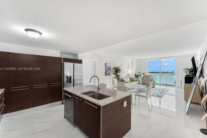 1900 N Bayshore Dr # 3202, Miami FL 33132