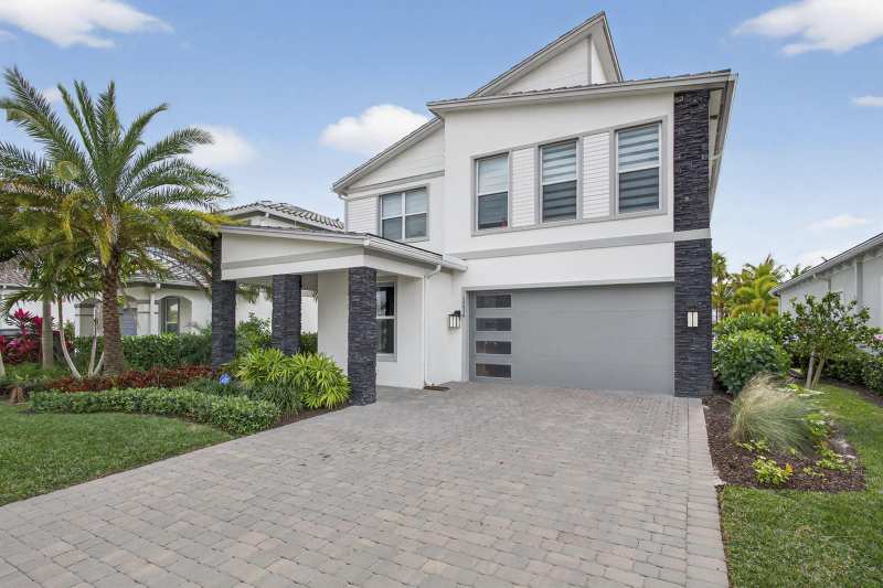 12534 Triumph Lane, Palm Beach Gardens FL 33412