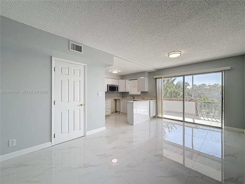 1100 SE 4th Ave # 31, Deerfield Beach FL 33441
