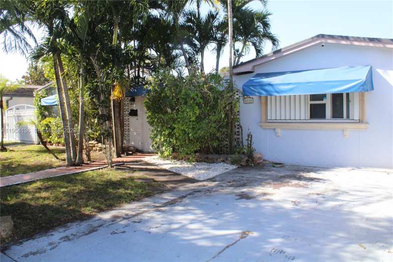 6030 SW 93rd Ct, Miami FL 33173