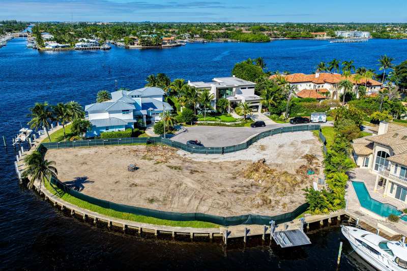92 Island Drive S, Ocean Ridge FL 33435