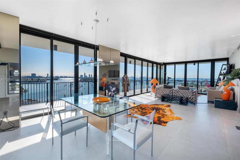 1000 Venetian Way # 1501, Miami FL 33139
