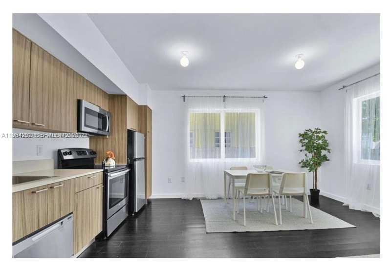 557 Michigan Ave # 111, Miami Beach FL 33139