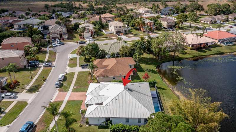 120 Saratoga Boulevard W, Royal Palm Beach FL 33411