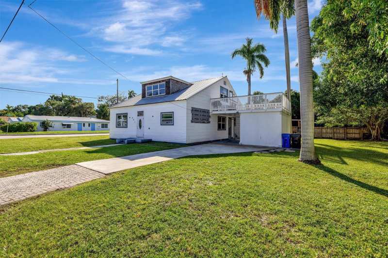901 W Las Olas Boulevard, Fort Lauderdale FL 33312