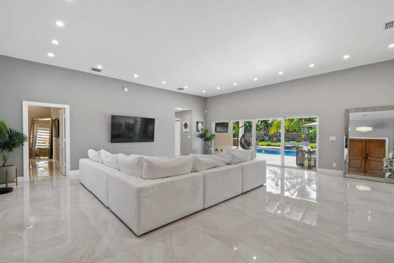 7101 W Lake Drive, Lake Clarke Shores FL 33406