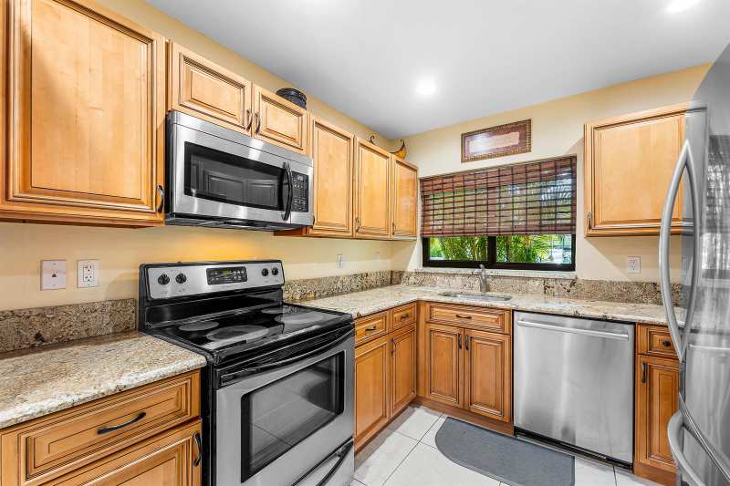6846 Bridlewood Court, Boca Raton FL 33433