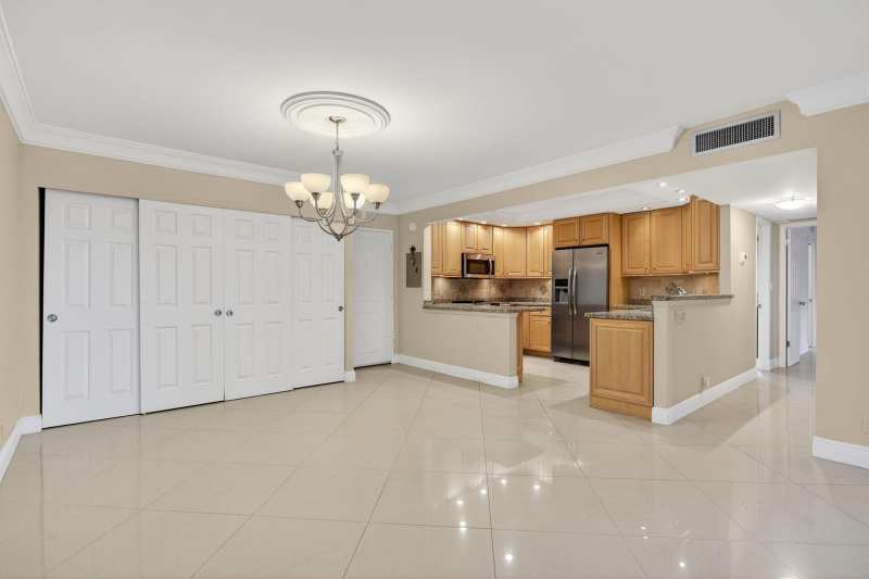 405 N Ocean Boulevard # 208, Pompano Beach FL 33062