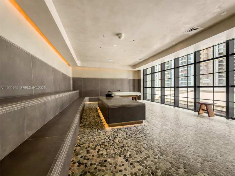 601 NE 1st Ave # 3514, Miami FL 33132