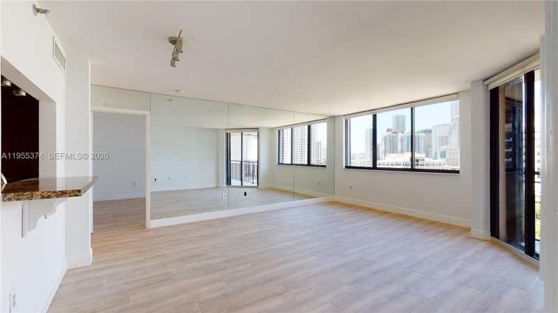 540 Brickell Key Dr # 1111, Miami FL 33131
