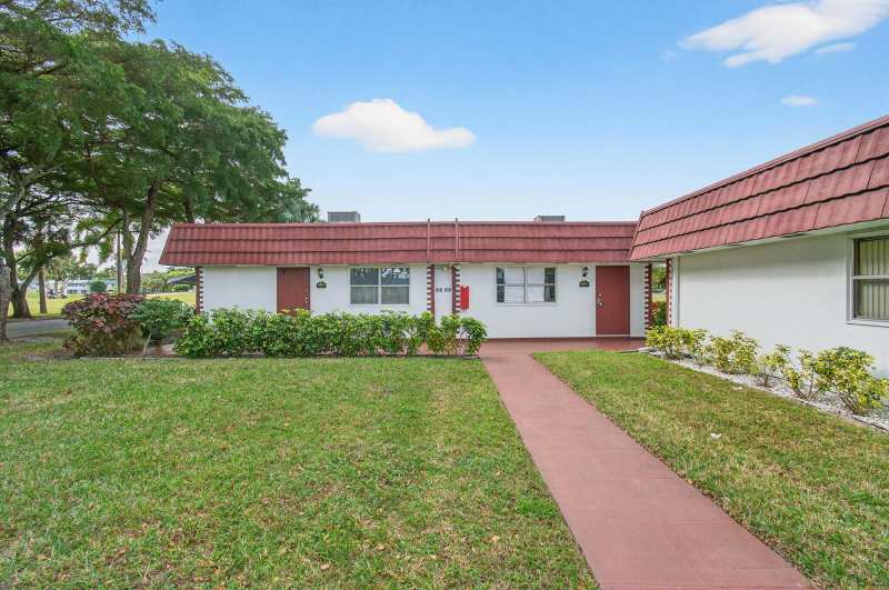 213 Waterford I, Delray Beach FL 33446
