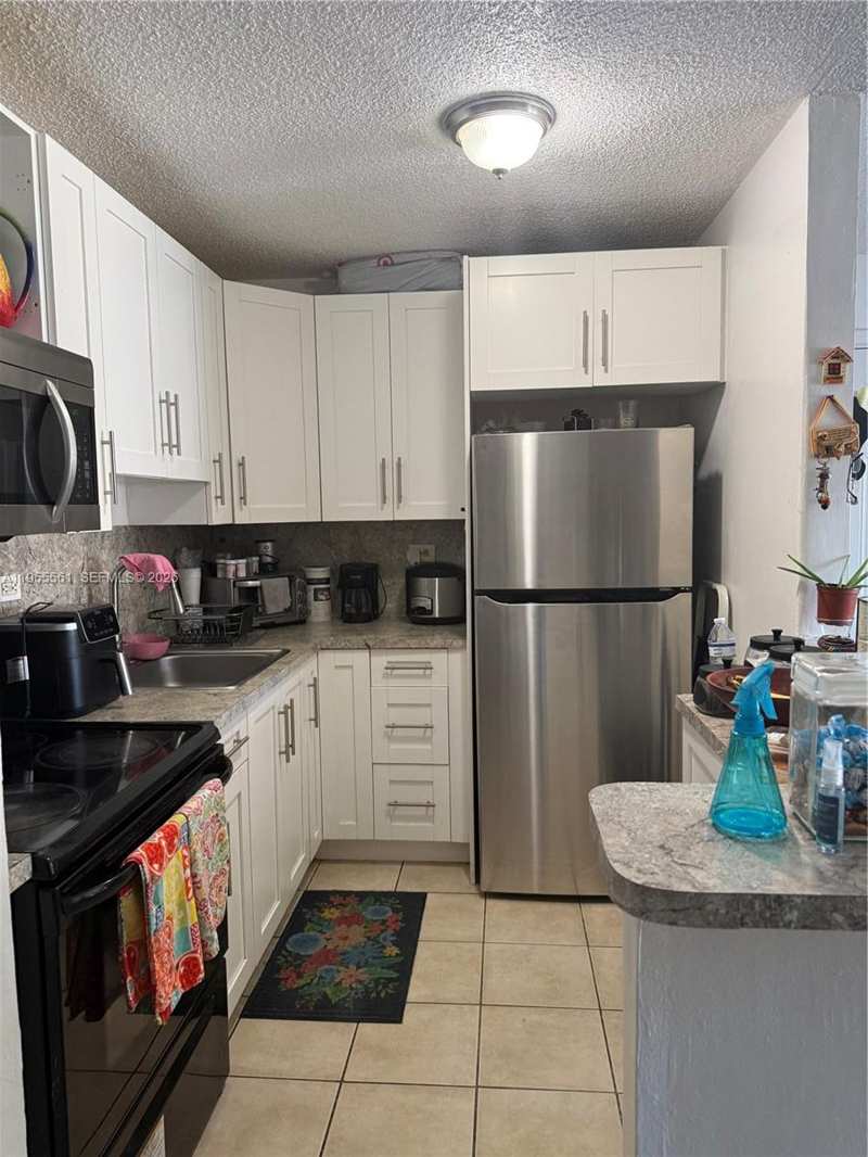 7120 NW 179th St # 105, Hialeah FL 33015