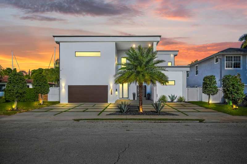 1201 Mandarin Isle, Fort Lauderdale FL 33315