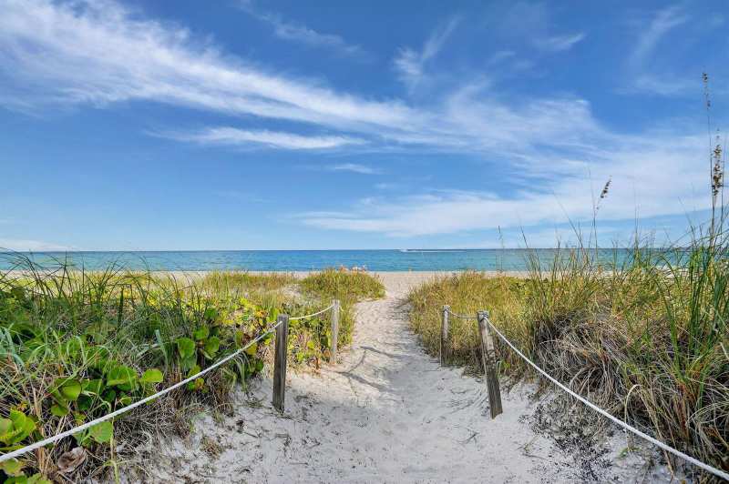 2760 S Ocean Boulevard # 417, Palm Beach FL 33480