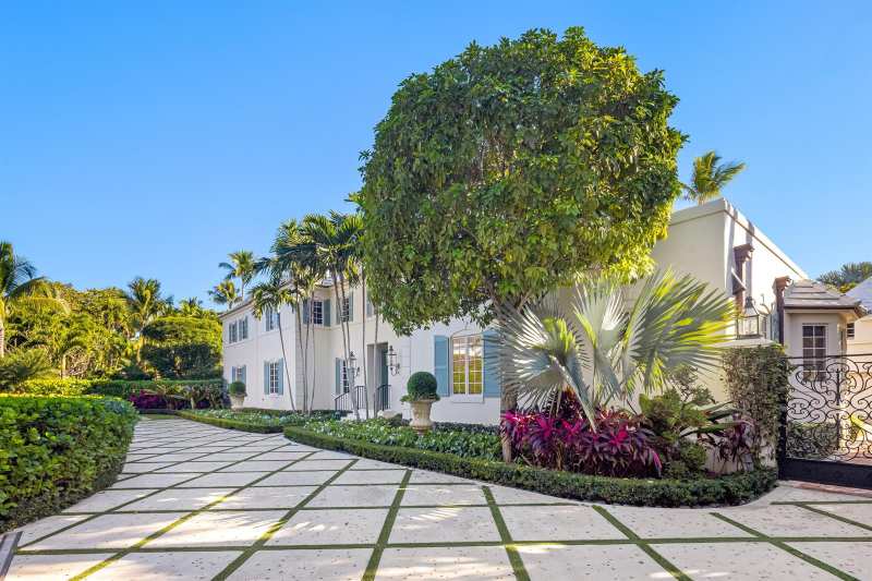 9 Via Vizcaya, Palm Beach FL 33480