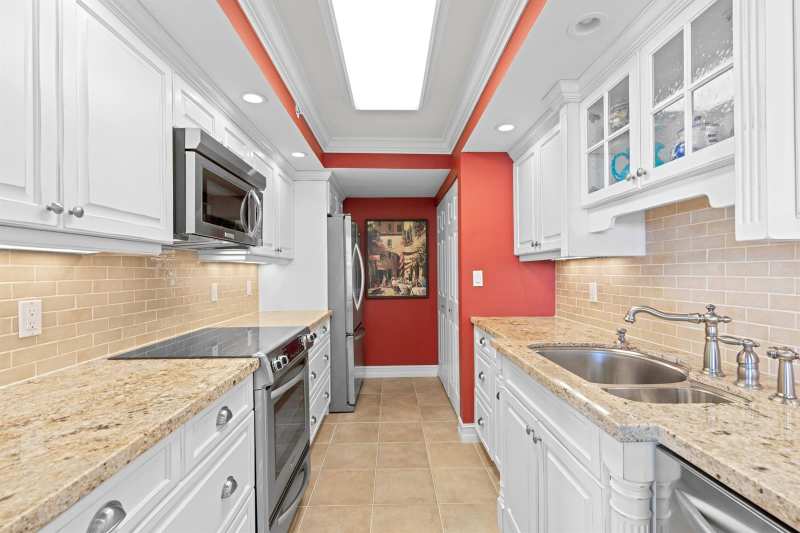 3000 N Ocean Drive # C, Singer Island FL 33404