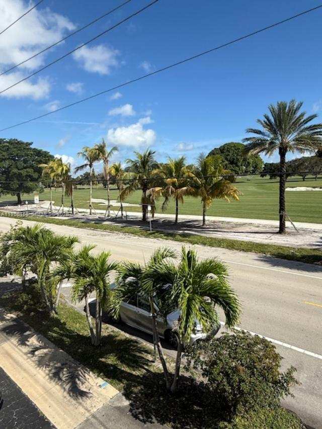 1700 Pierce St # 204, Hollywood FL 33020