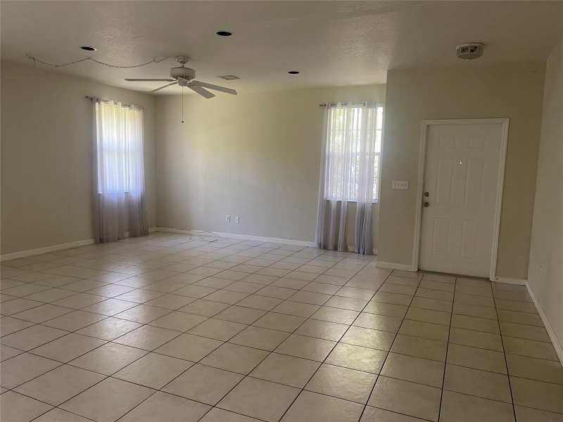717 NE 4th Street, Hallandale Beach FL 33009