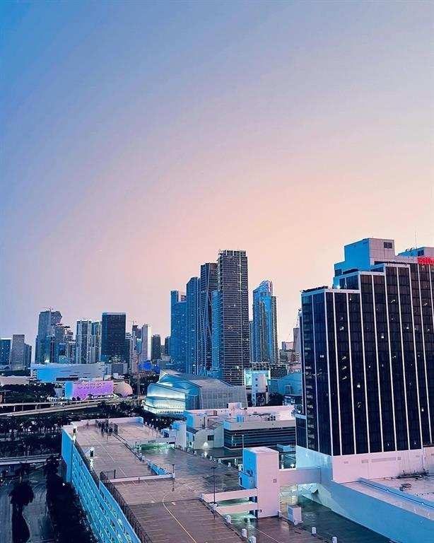 1750 N Bayshore Drive # 2106, Miami FL 33132