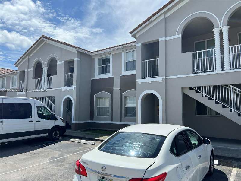 1536 SE 25th St # 100, Homestead FL 33035
