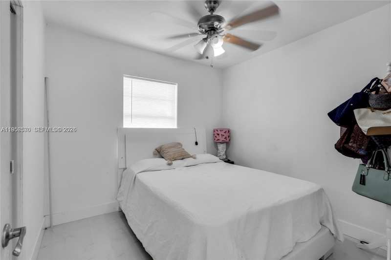 174 E 40th St, Hialeah FL 33013