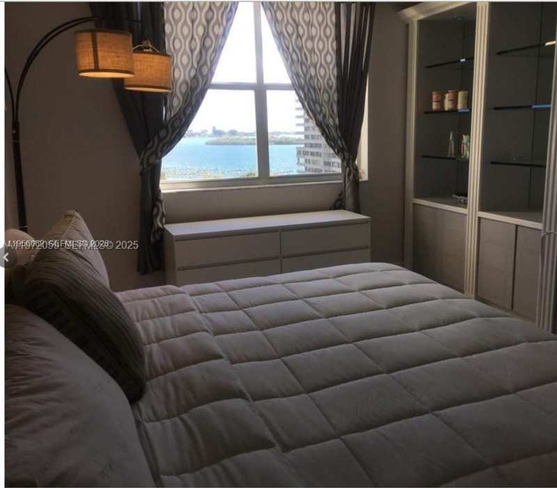 11111 Biscayne Blvd # 4D, Miami FL 33181