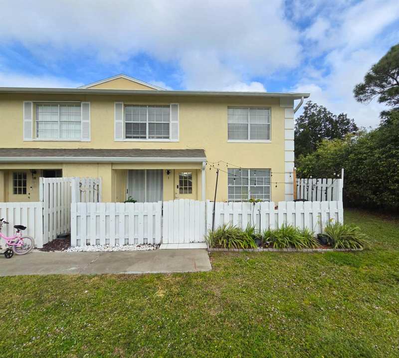 222 Foxtail Drive # I, FL 33415
