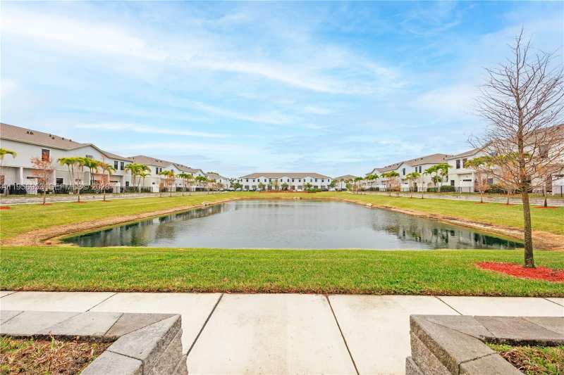 369 NW 8th Ct, Pompano Beach FL 33060