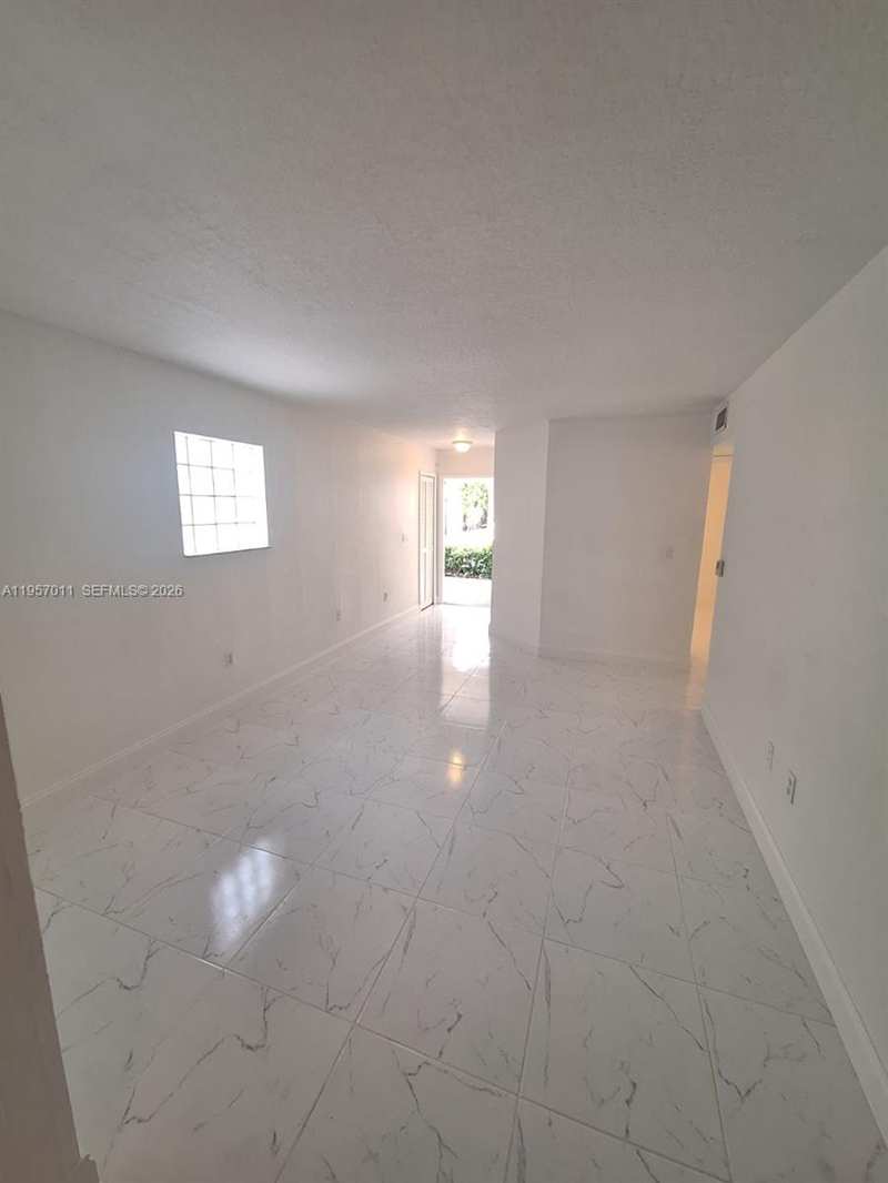 VENETIA GARDENS SOUTH CON