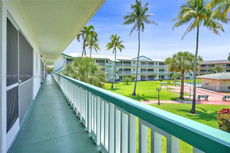 5300 Washington St # I205, Hollywood FL 33021