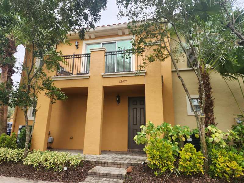 12698 NW 32nd Place, Sunrise FL 33323