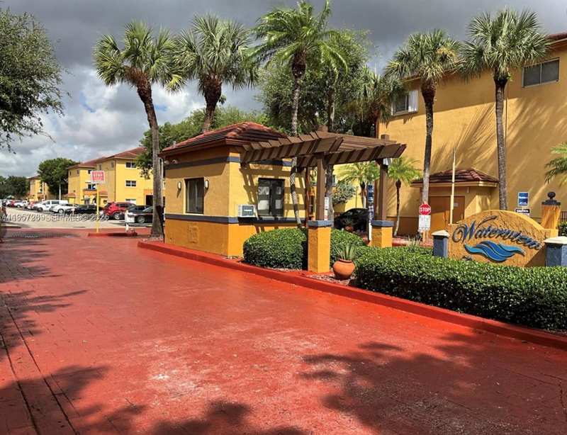 8260 SW 149th Ct # 204, Miami FL 33193