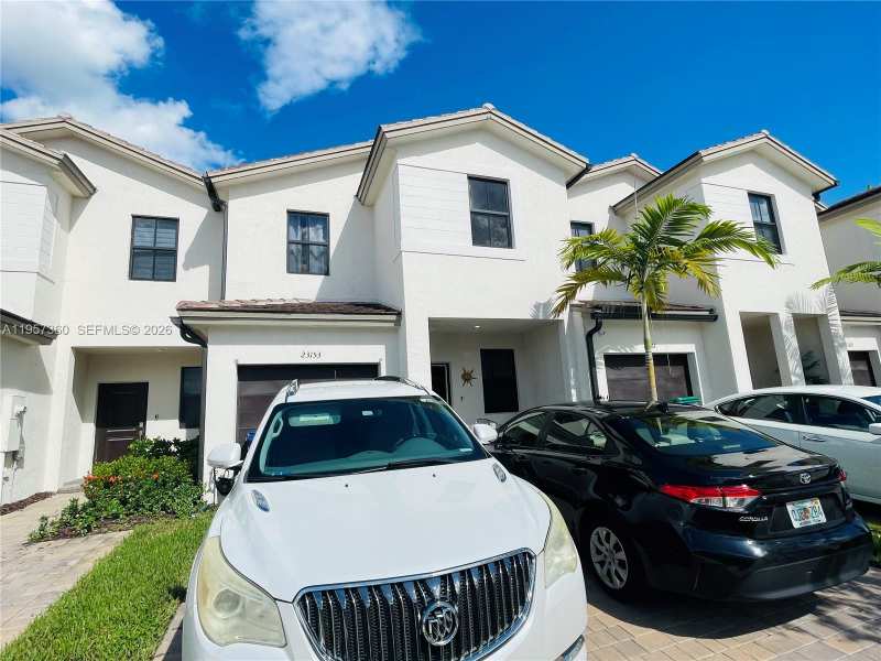 23153 SW 128th Pl, Miami FL 33170